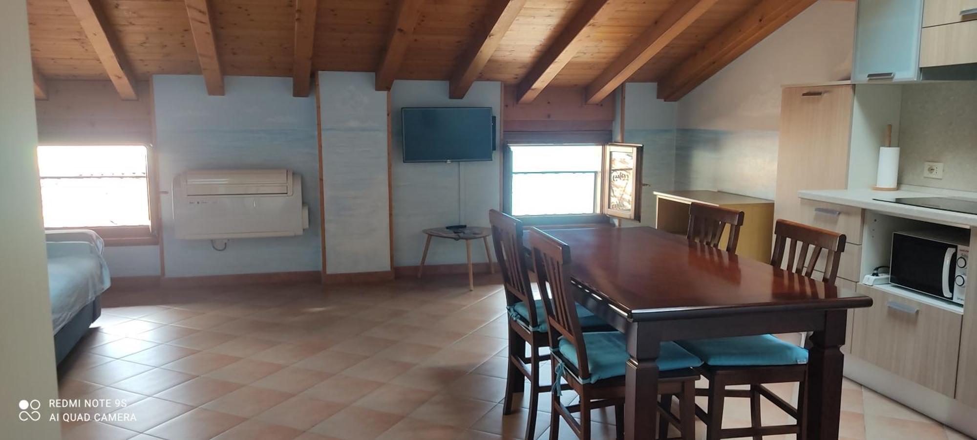 Apartamento Mansarda Ariel Limone sul Garda Exterior foto