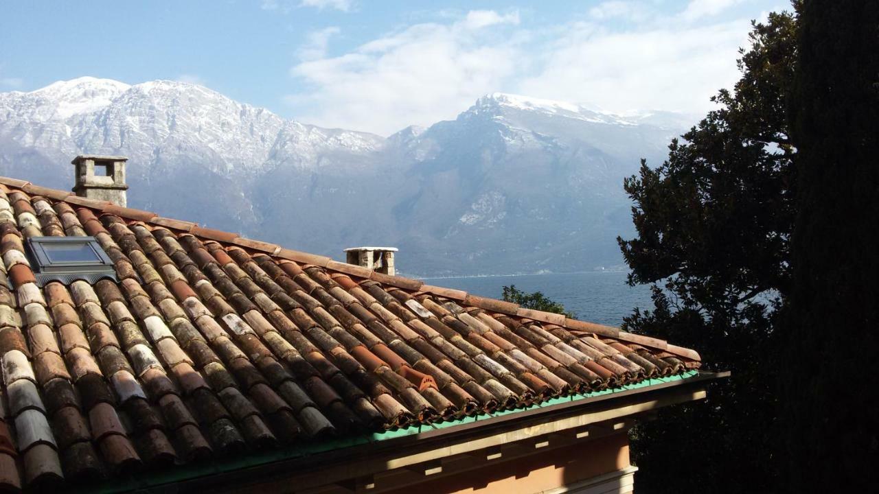 Apartamento Mansarda Ariel Limone sul Garda Exterior foto