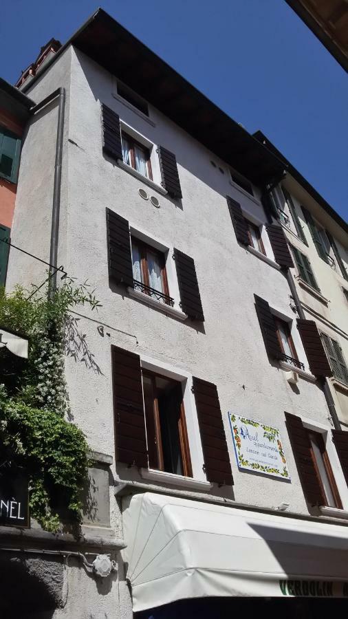 Apartamento Mansarda Ariel Limone sul Garda Exterior foto
